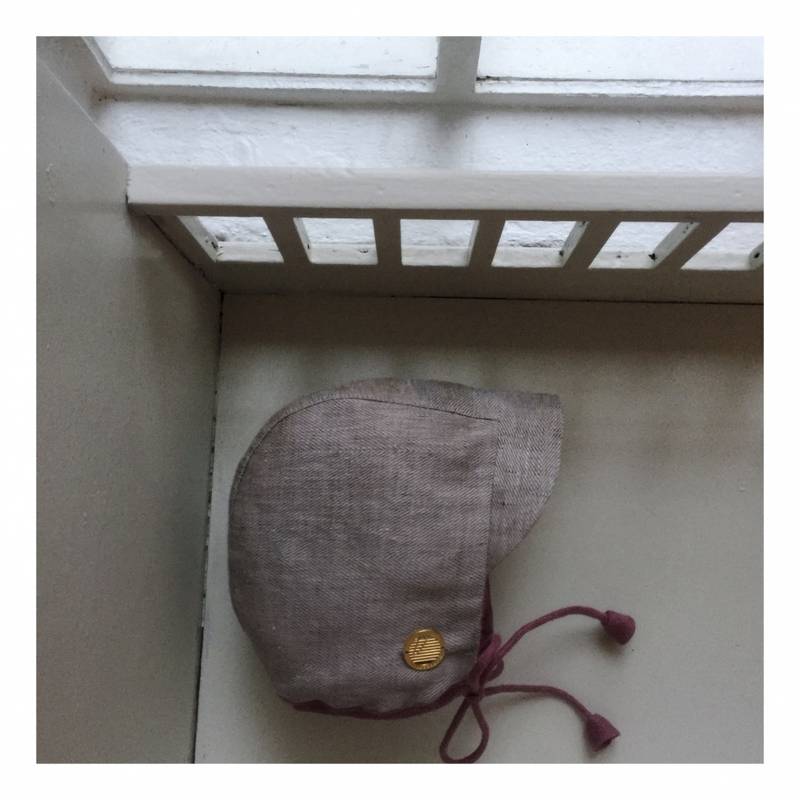 Platinum VINDSKYDD Brimmed Bonnet (42/46)